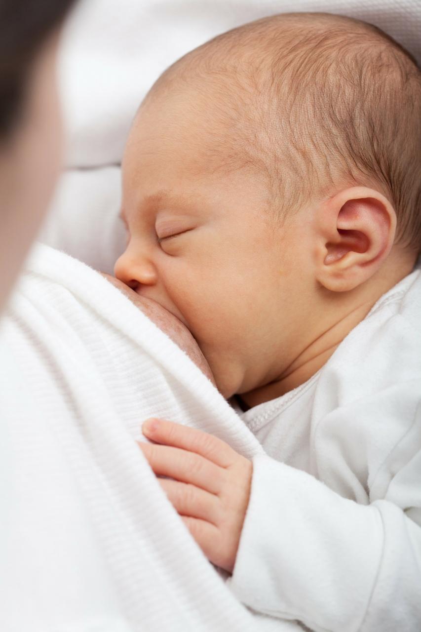 Dojenje smanjuje dojenačku smrtnost