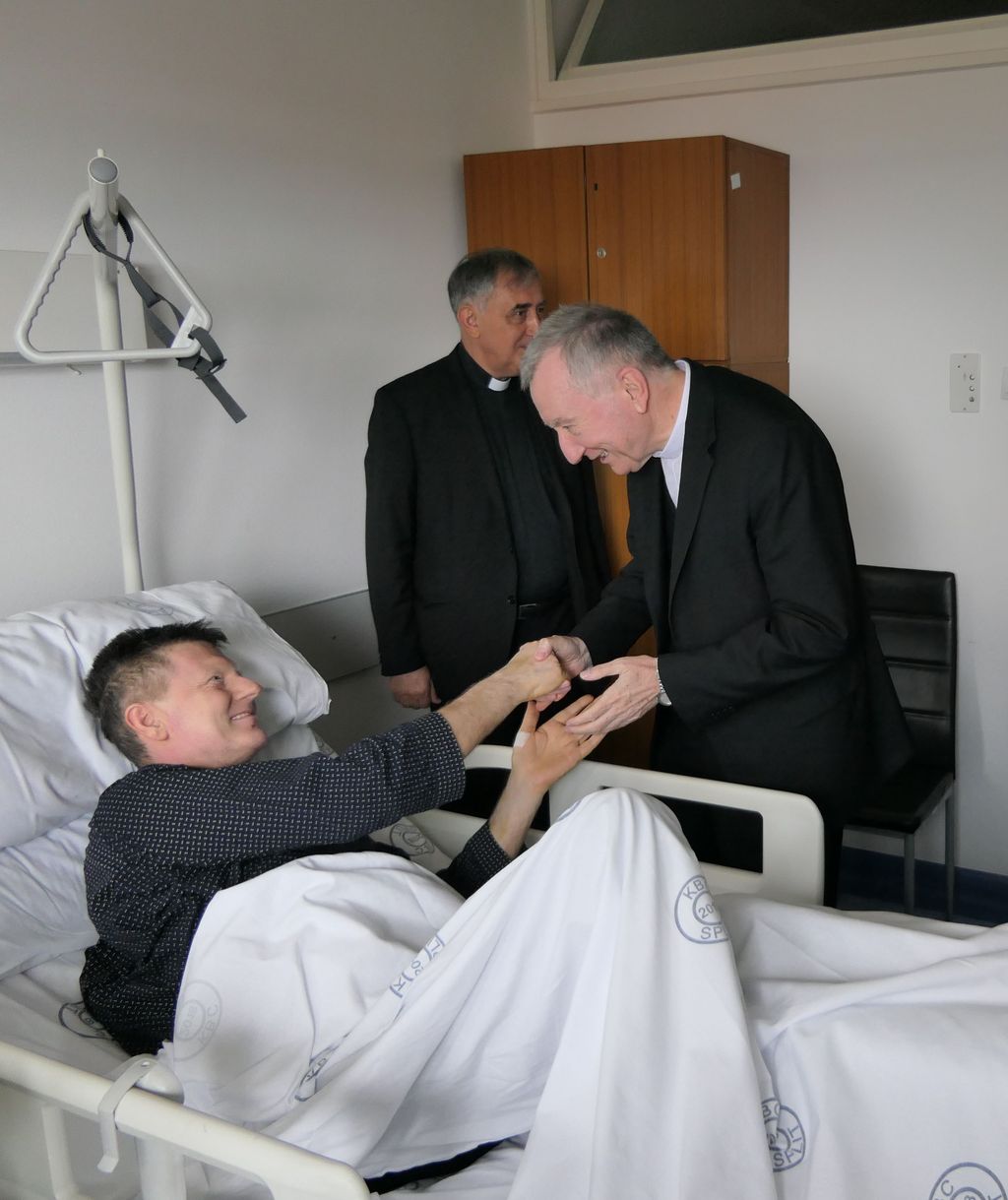 Kardinal  Pietro Parolin u KBC -u Split posjetio mons. Antu Jozića