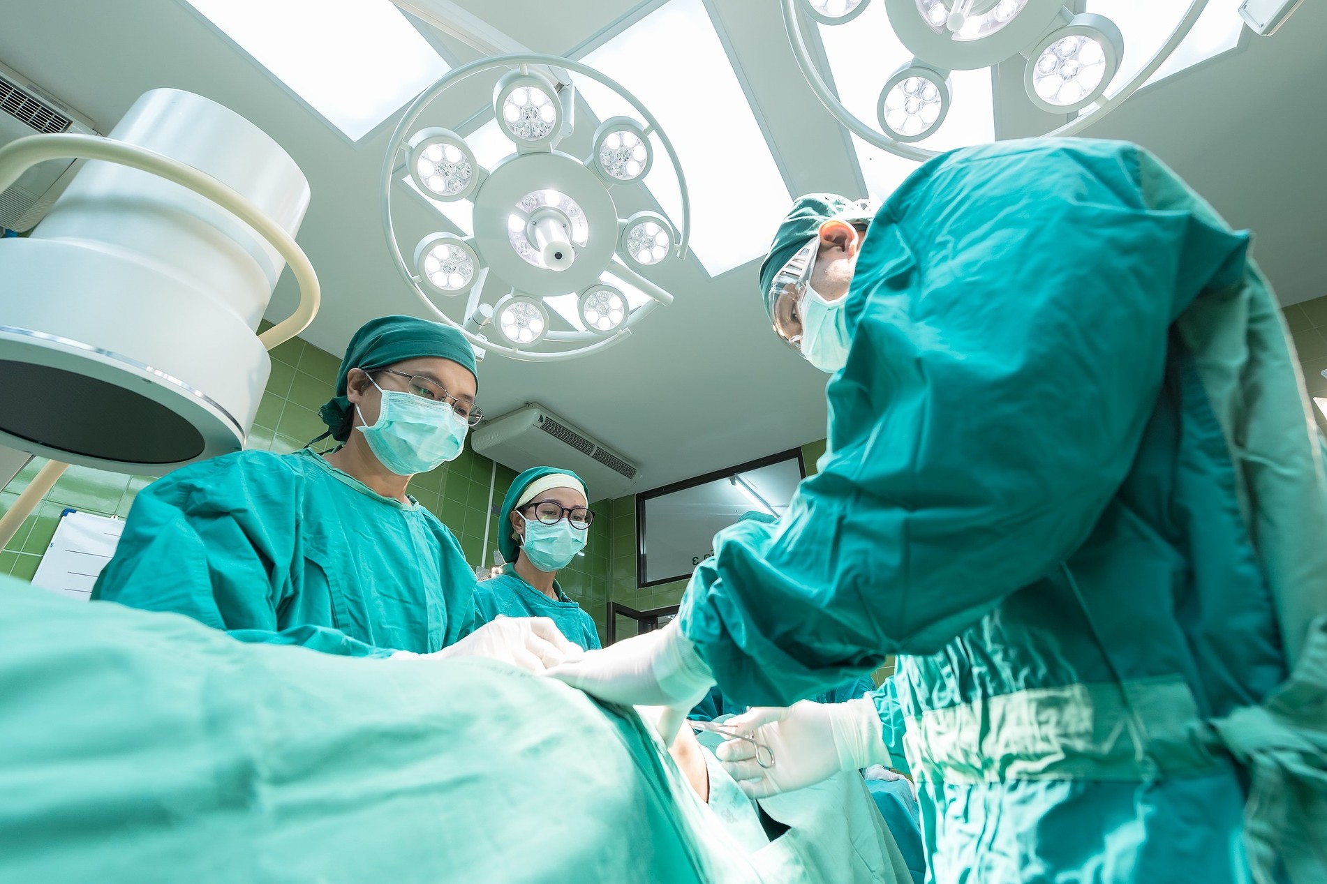 Zahvaljujući mješovitoj stvarnosti 15 kirurga surađivalo na 13 operacija diljem svijeta