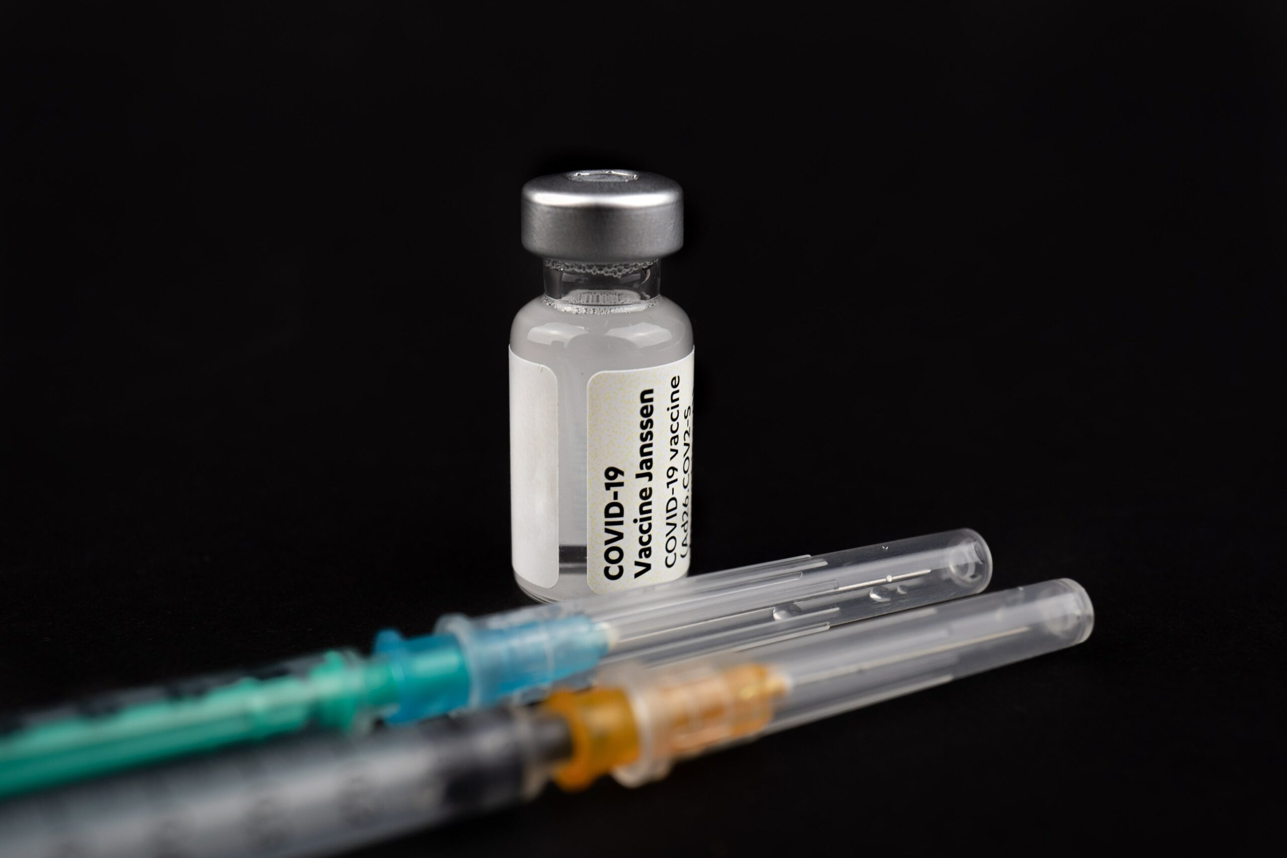 FARMAKOLOG FRANCETIĆ: Cjepivo protiv COVID-a sigurnije od onih kojima smo se cijepili kao djeca