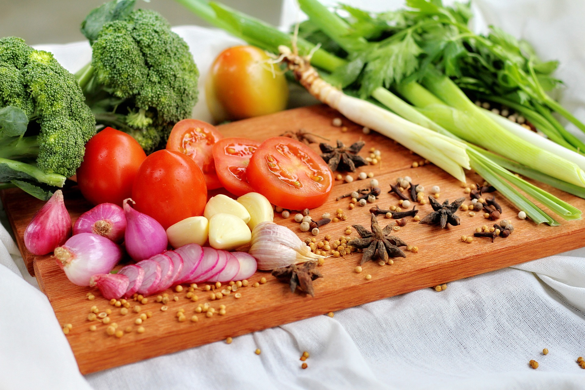 NUTRICIONISTI PREPORUČUJU Deset namirnica pomaže u mršavljenju