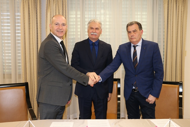 Potpisan ugovor o suradnji Sveučilišta u Splitu, Medicinskog fakulteta u Splitu i PLIVE